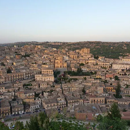 Le Rose Di Modica
